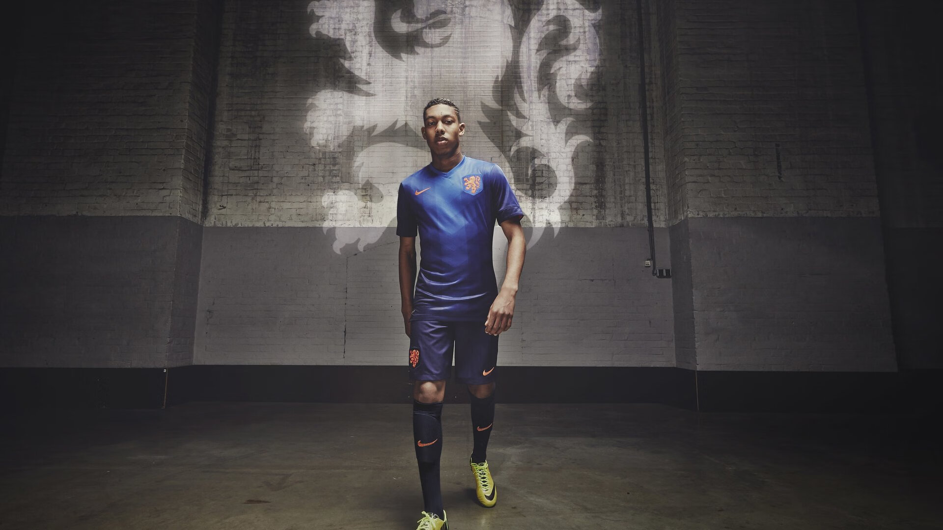 职业球员短赛季冲刺负荷分配不合理